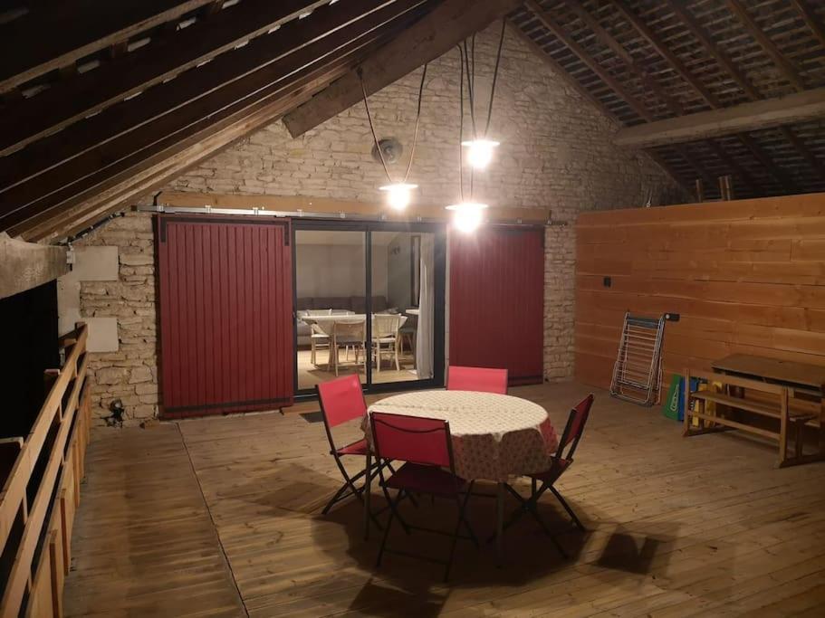 Appartement Le Saint Maur Neuville-du-Poitou Extérieur photo